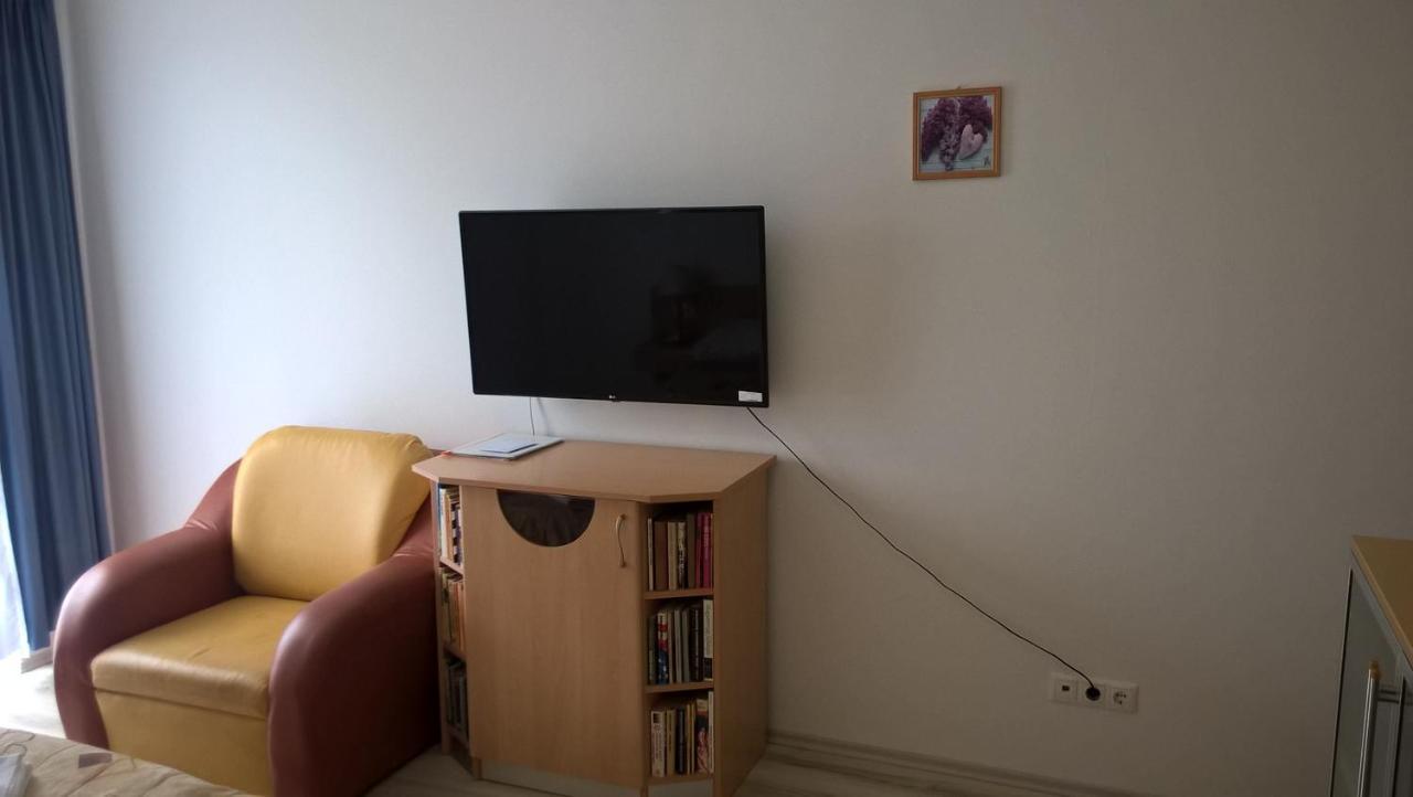 Lilla Wellnessapartman ザラカロシュ エクステリア 写真