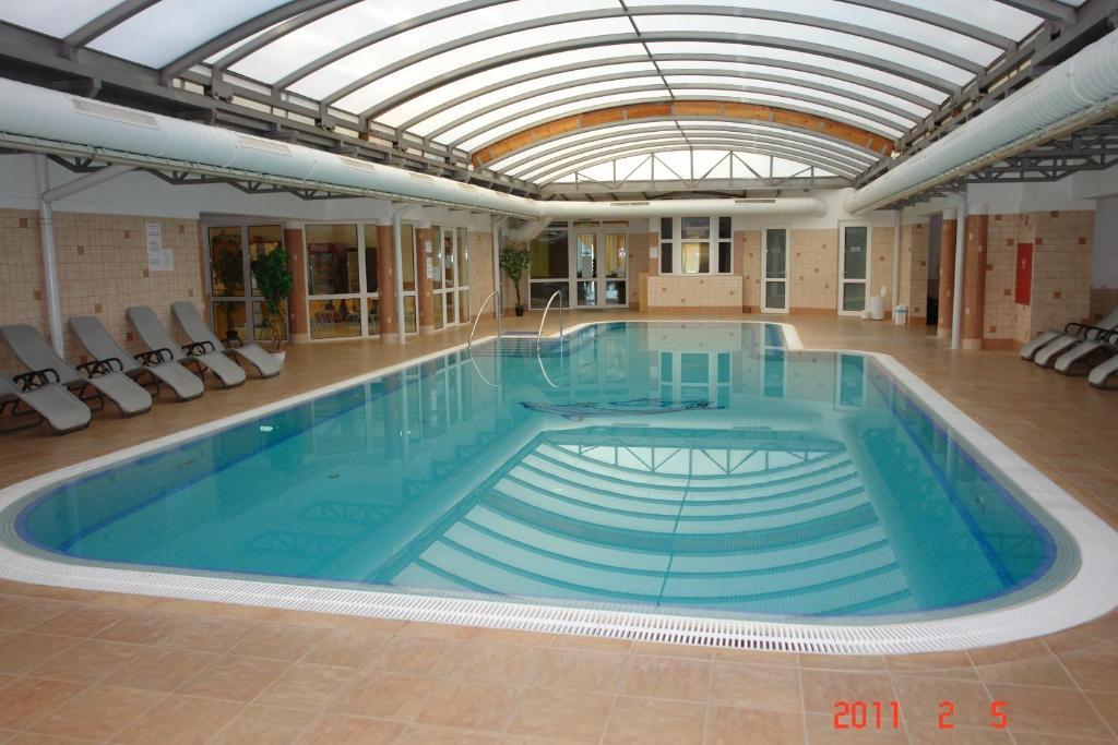 Lilla Wellnessapartman ザラカロシュ エクステリア 写真